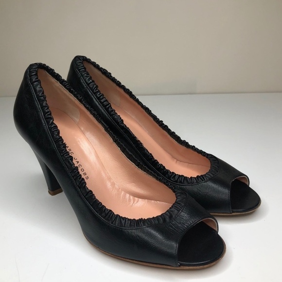 Marc By Marc Jacobs Black Leather Ruffle Peep Toe Pumps Heels Sz 38 - Picture 1 of 15